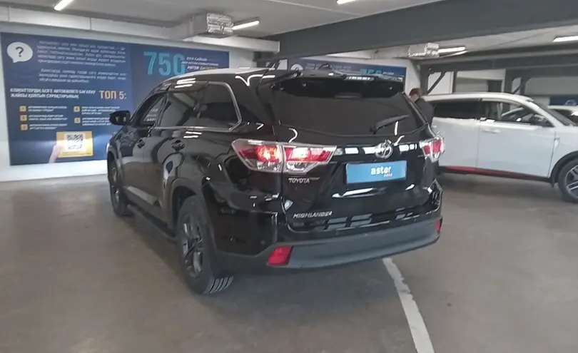 Toyota Highlander 2014 года за 15 300 000 тг. в Астана фото 4