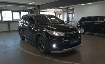 Toyota Highlander 2014 года за 15 300 000 тг. в Астана фото 2