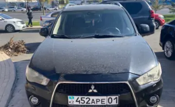 Mitsubishi Outlander 2010 года за 6 000 000 тг. в Астана фото 2