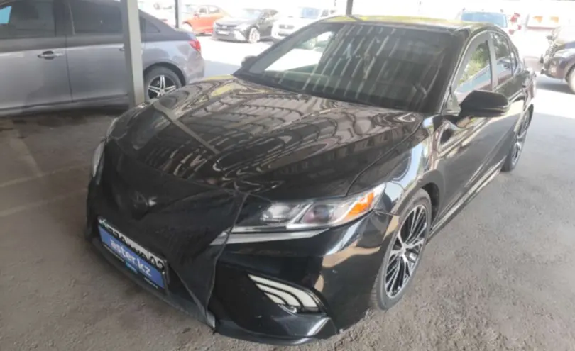 Toyota Camry 2019 года за 11 000 000 тг. в Алматы