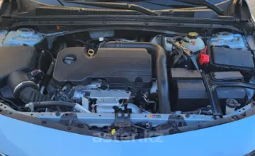 Chevrolet Malibu 2018 года за 7 700 000 тг. в Атырау