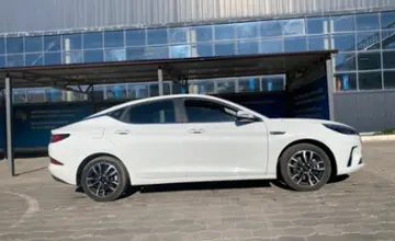 JAC J7 2023 года за 6 700 000 тг. в Караганда фото 4