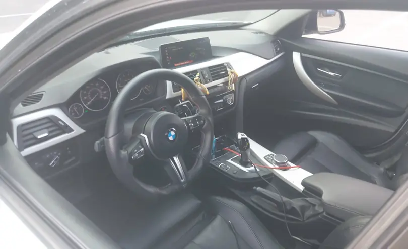 BMW 3 серии 2017 года за 15 000 000 тг. в Алматы фото 5