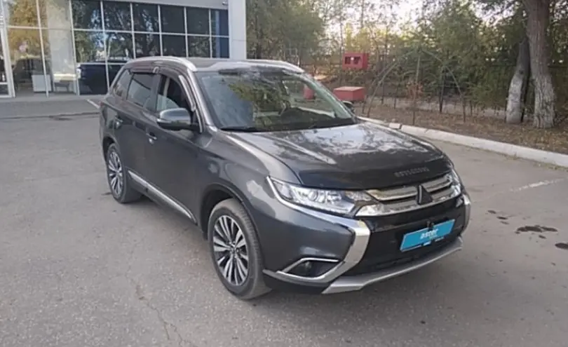 Mitsubishi Outlander 2019 года за 10 800 000 тг. в Актобе фото 3