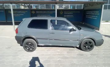 Volkswagen Golf 1992 года за 1 200 000 тг. в Караганда фото 4