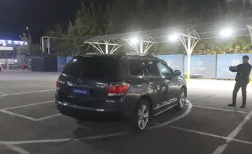 Toyota Highlander 2013 года за 13 000 000 тг. в Алматы фото 3