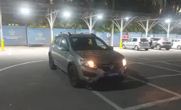 Renault Sandero 2016 года за 5 000 000 тг. в Алматы фото 2