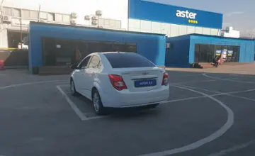 Chevrolet Aveo 2015 года за 4 000 000 тг. в Алматы фото 4