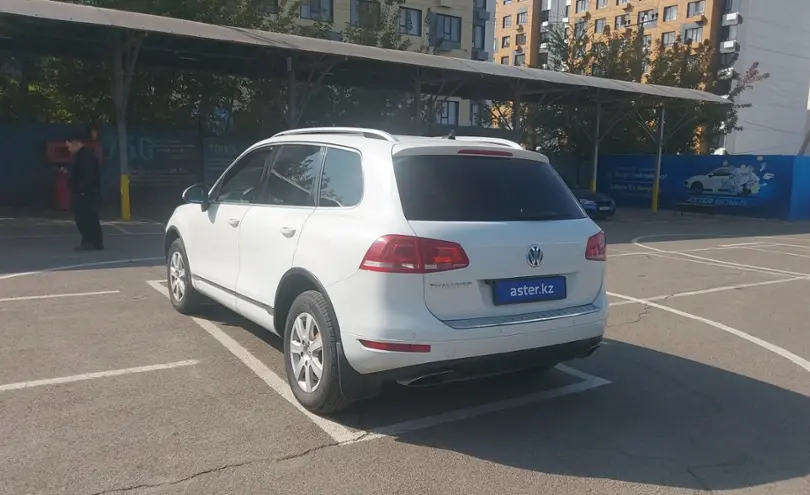 Volkswagen Touareg 2014 года за 15 000 000 тг. в Алматы фото 4