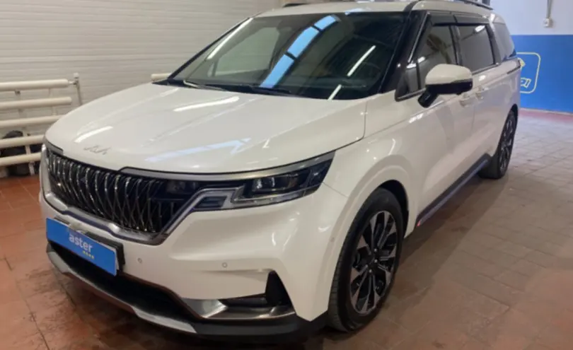 Kia Carnival 2022 года за 23 000 000 тг. в Астана