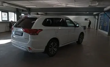 Mitsubishi Outlander 2022 года за 14 000 000 тг. в Астана фото 3