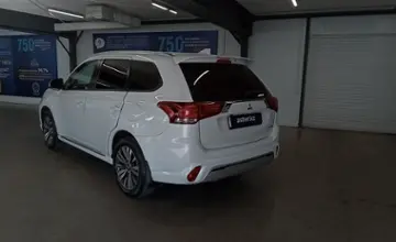 Mitsubishi Outlander 2022 года за 14 000 000 тг. в Астана фото 4