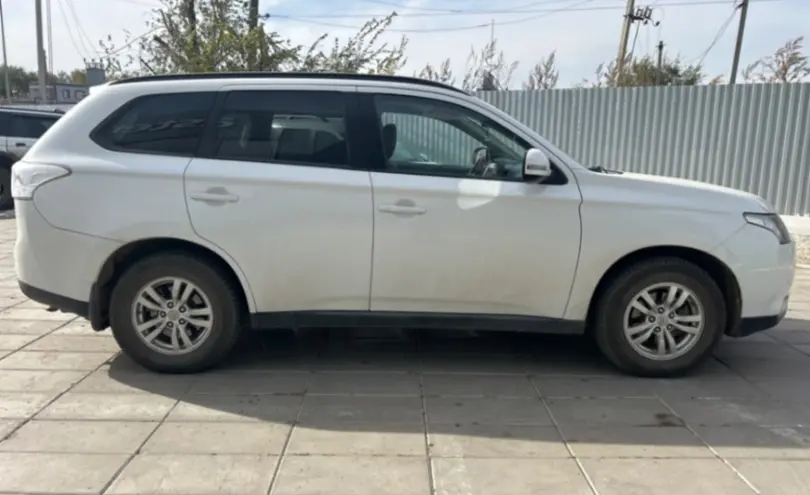 Mitsubishi Outlander 2013 года за 6 500 000 тг. в Уральск фото 4