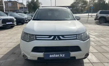 Mitsubishi Outlander 2013 года за 6 500 000 тг. в Уральск фото 2