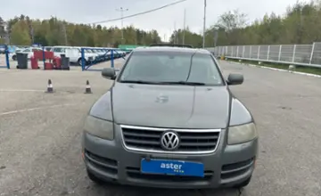Volkswagen Touareg 2004 года за 4 000 000 тг. в Усть-Каменогорск фото 2