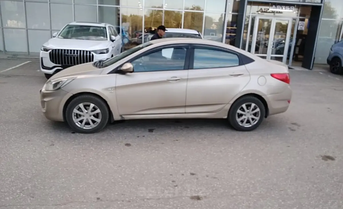 Hyundai Solaris 2011