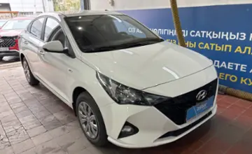 Hyundai Accent 2022 года за 8 600 000 тг. в Астана фото 3