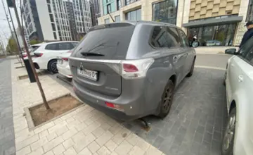 Mitsubishi Outlander 2012 года за 8 000 000 тг. в Астана