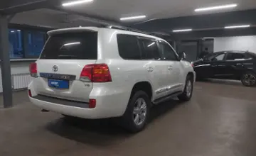 Toyota Land Cruiser 2014 года за 30 000 000 тг. в Астана фото 3