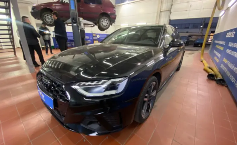 Audi S4 2022 года за 25 000 000 тг. в Астана