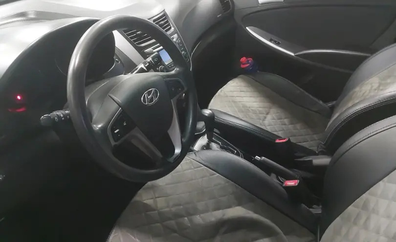 Hyundai Solaris 2015 года за 5 000 000 тг. в Астана фото 5