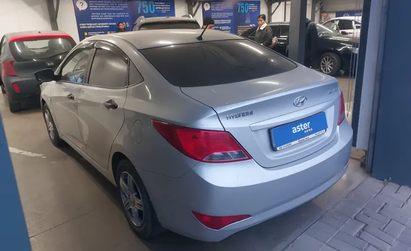 Hyundai Solaris 2015 года за 5 000 000 тг. в Астана фото 4