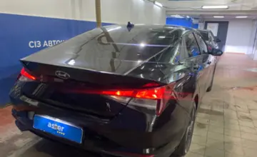 Hyundai Elantra 2020 года за 9 000 000 тг. в Астана