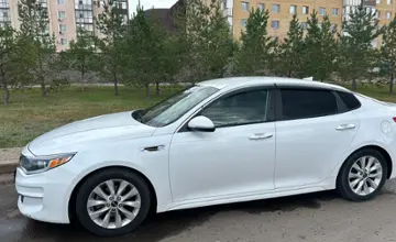 Kia Optima 2018 года за 7 800 000 тг. в Астана фото 3