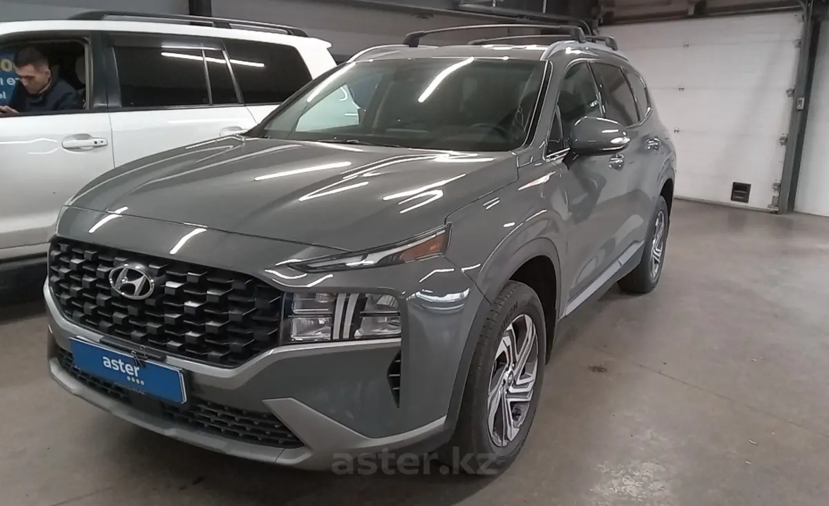 Hyundai Santa Fe 2023 года за 16 800 000 тг. в Астана