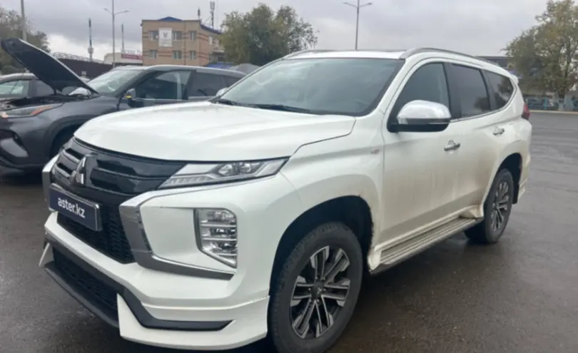 Mitsubishi Montero Sport 2022 года за 17 000 000 тг. в Уральск