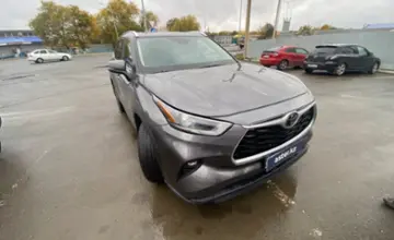 Toyota Highlander 2021 года за 18 000 000 тг. в Уральск фото 3