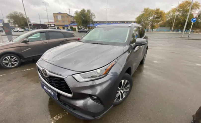 Toyota Highlander 2021 года за 18 000 000 тг. в Уральск