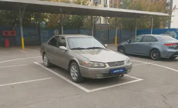 Toyota Camry 2001 года за 3 500 000 тг. в Алматы фото 2
