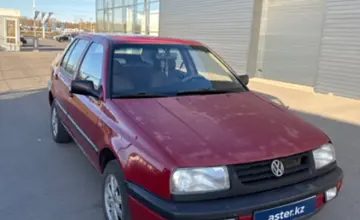 Volkswagen Vento 1992 года за 1 200 000 тг. в Петропавловск фото 3