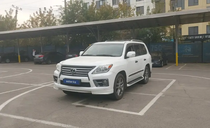 Lexus LX 2013 года за 25 000 000 тг. в Алматы