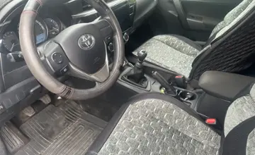 Toyota Corolla 2015 года за 6 900 000 тг. в Павлодар