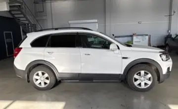 Chevrolet Captiva 2018 года за 10 000 000 тг. в Петропавловск фото 4
