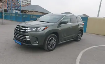Toyota Highlander 2018 года за 18 000 000 тг. в Шымкент фото 1