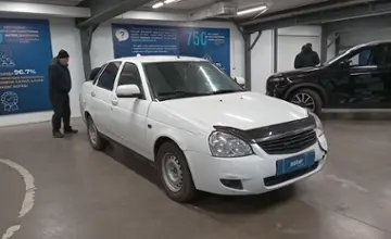 LADA (ВАЗ) Priora 2011 года за 1 800 000 тг. в Астана фото 2