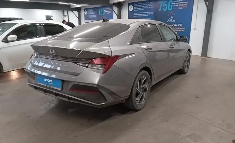 Hyundai Elantra 2023 года за 8 800 000 тг. в Астана фото 3