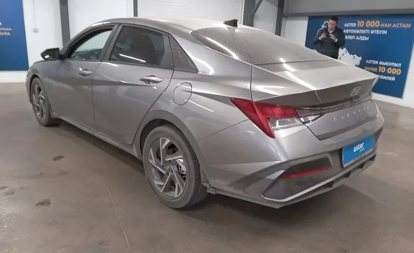 Hyundai Elantra 2023 года за 8 800 000 тг. в Астана фото 4