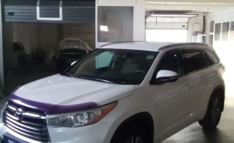 Toyota Highlander 2014 года за 17 000 000 тг. в Петропавловск