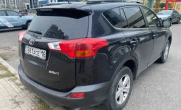 Toyota RAV4 2014 года за 10 000 000 тг. в Астана