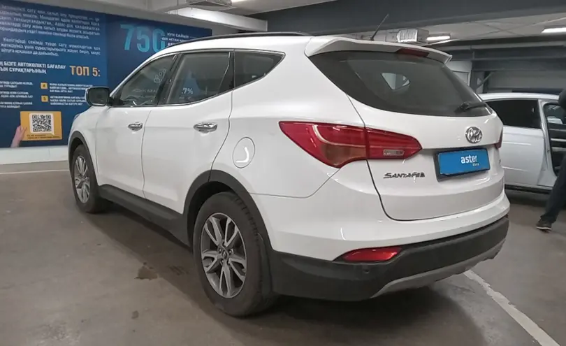 Hyundai Santa Fe 2013 года за 9 700 000 тг. в Астана фото 4