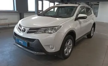 Toyota RAV4 2015 года за 10 000 000 тг. в Астана фото 1