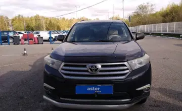 Toyota Highlander 2013 года за 12 500 000 тг. в Усть-Каменогорск фото 2
