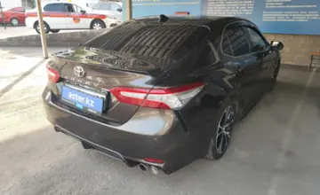 Toyota Camry 2020 года за 14 800 000 тг. в Алматы