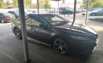 Toyota Camry 2020 года за 14 800 000 тг. в Алматы фото 4