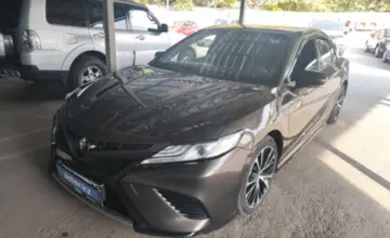 Toyota Camry 2020 года за 14 800 000 тг. в Алматы фото 1