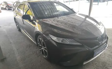 Toyota Camry 2020 года за 14 800 000 тг. в Алматы фото 3